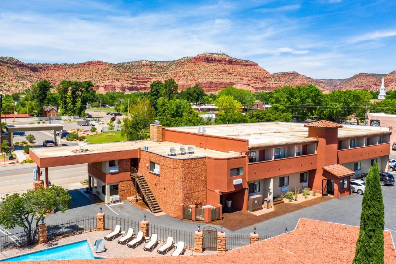 Best Western Red Hills Кейнаб Екстериор снимка
