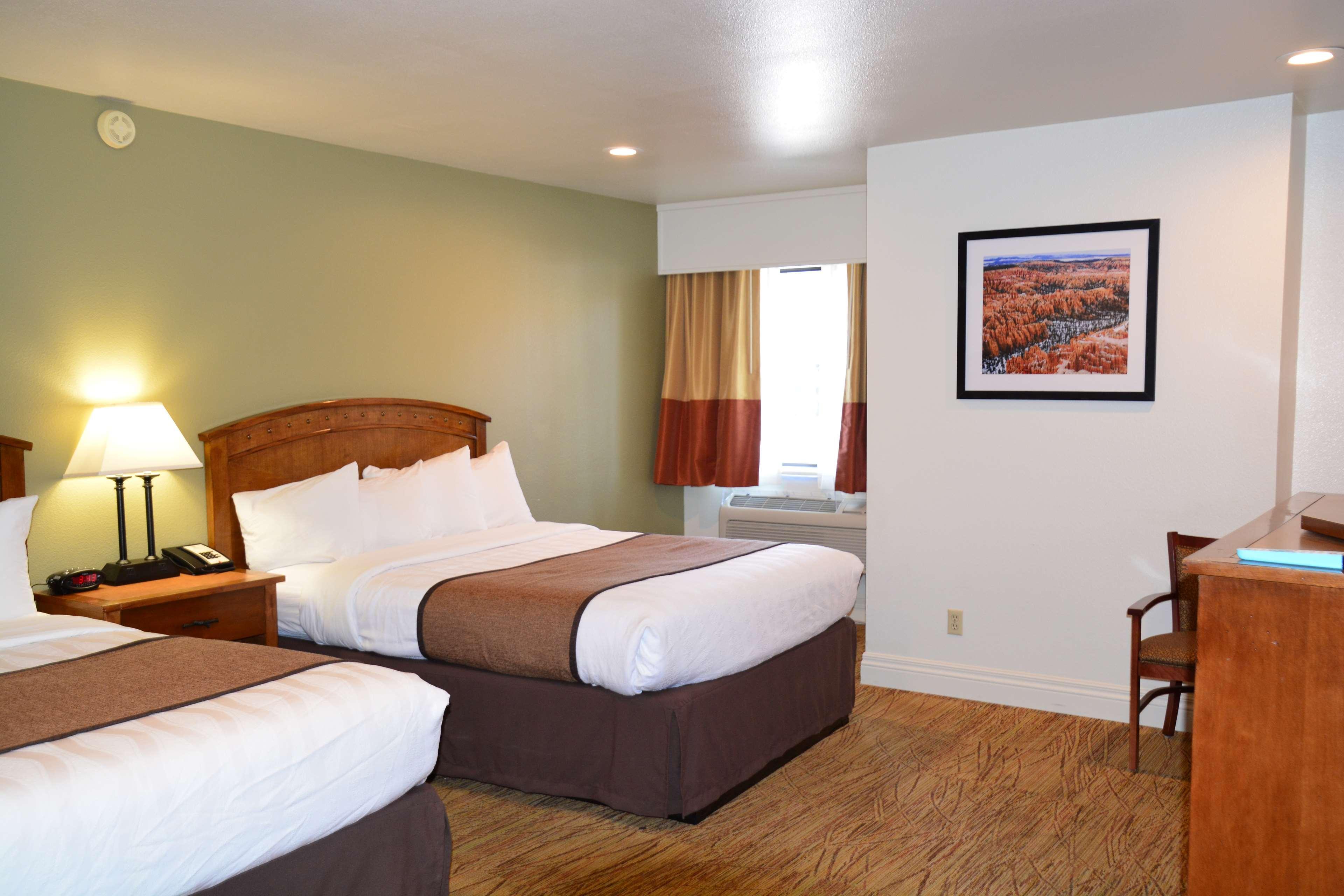 Best Western Red Hills Кейнаб Екстериор снимка