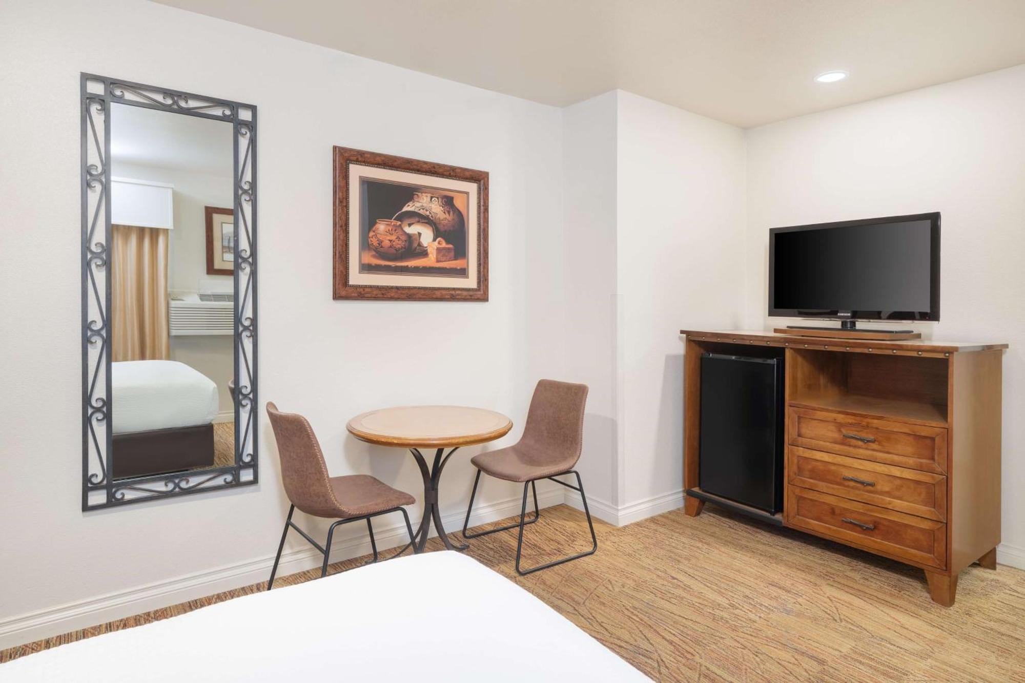 Best Western Red Hills Кейнаб Екстериор снимка