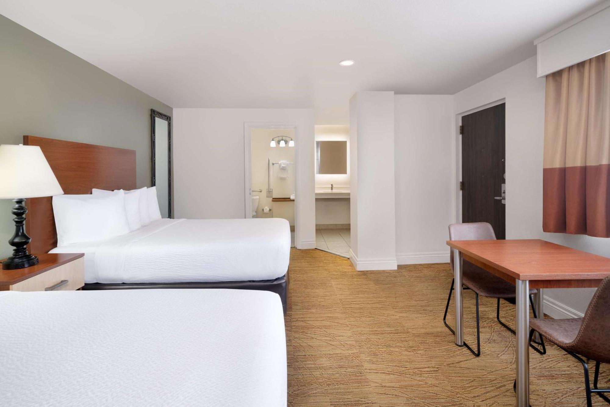 Best Western Red Hills Кейнаб Екстериор снимка