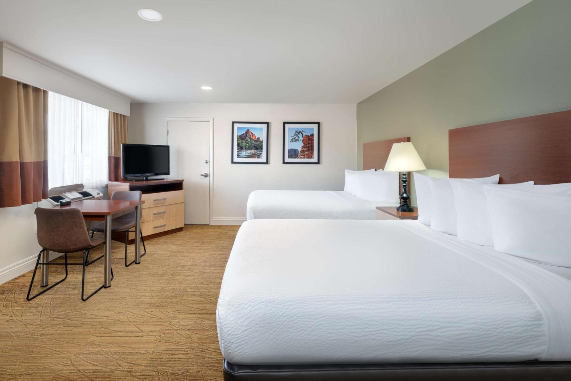 Best Western Red Hills Кейнаб Екстериор снимка