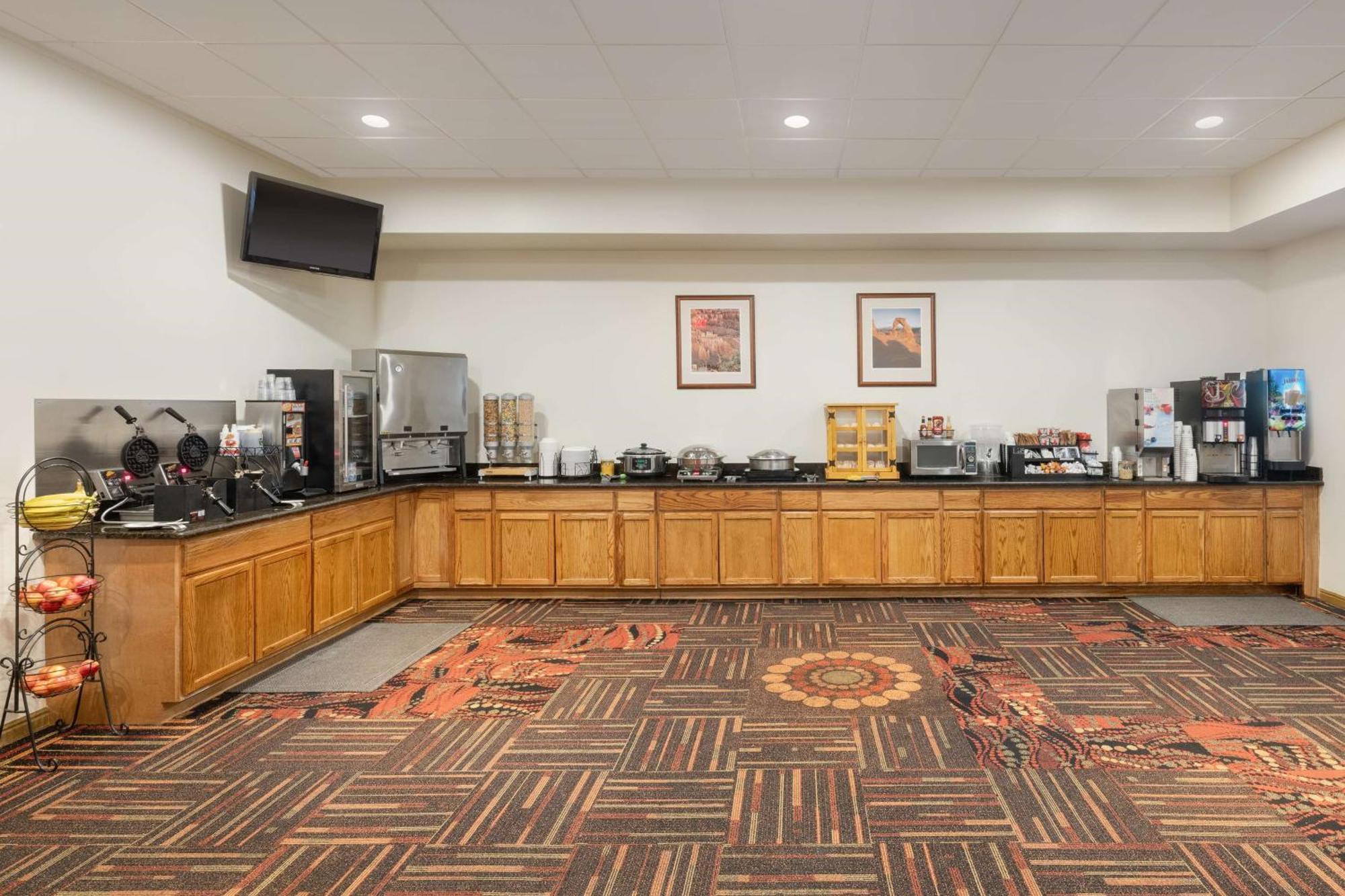 Best Western Red Hills Кейнаб Екстериор снимка