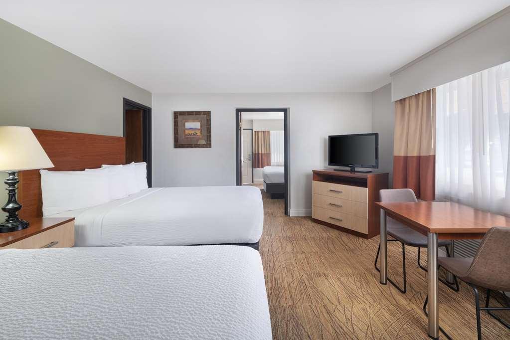 Best Western Red Hills Кейнаб Стая снимка