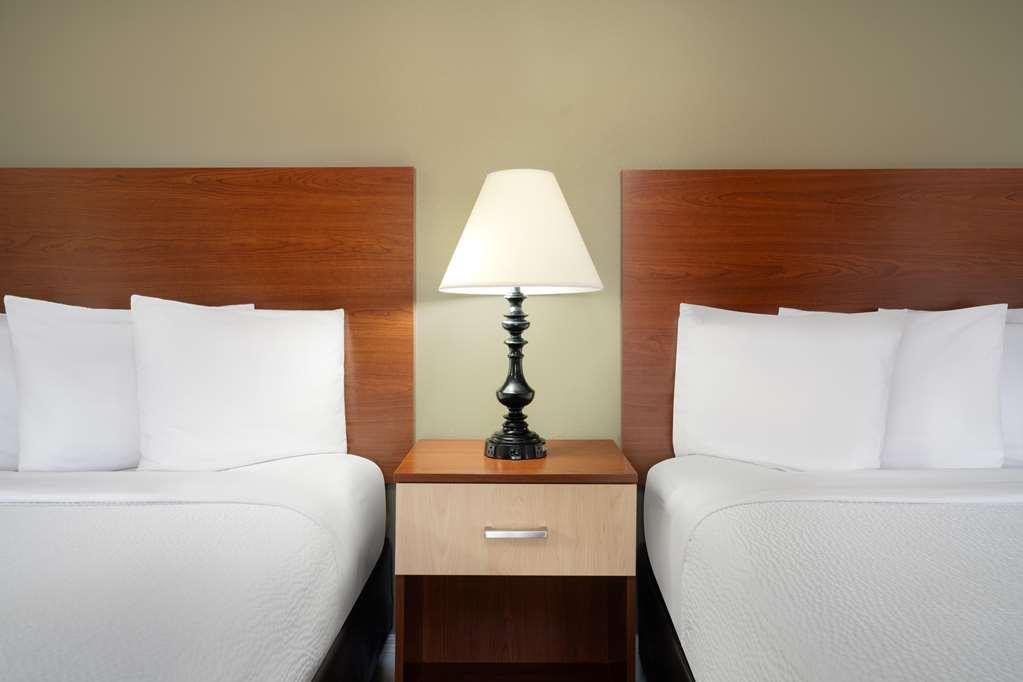 Best Western Red Hills Кейнаб Стая снимка